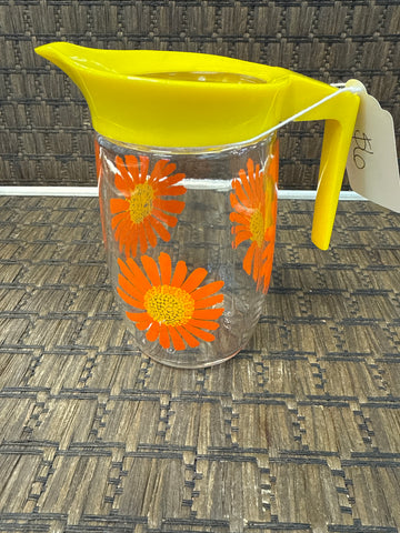 A-3361 Vintage Mini Daisy Pitcher with plastic rim