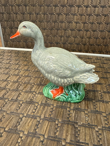 A-4280 Vintage MCM Anthropomorphic Grey Goose Duck Ceramic Figurine Japan